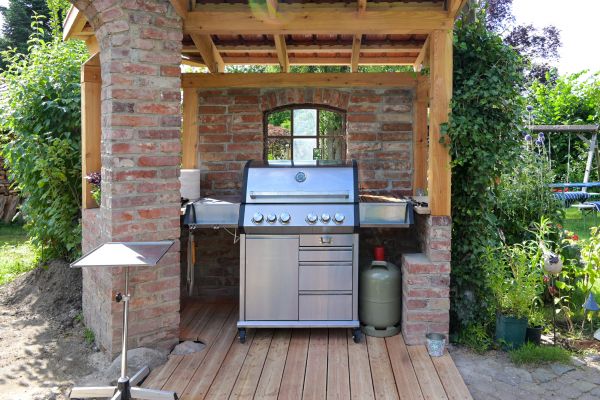 Propane Grill Assembly in Richardson