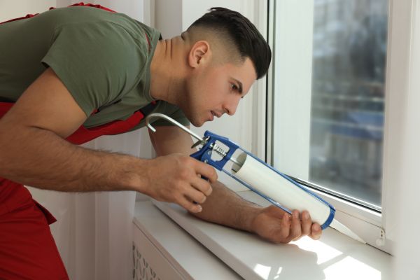 Window Caulking Repair in Richardson